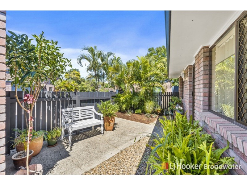 4/145 Government Road, Labrador QLD 4215