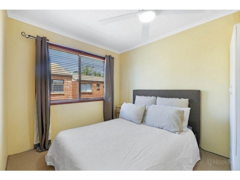 18/28 Hunter Avenue, Labrador QLD 4215