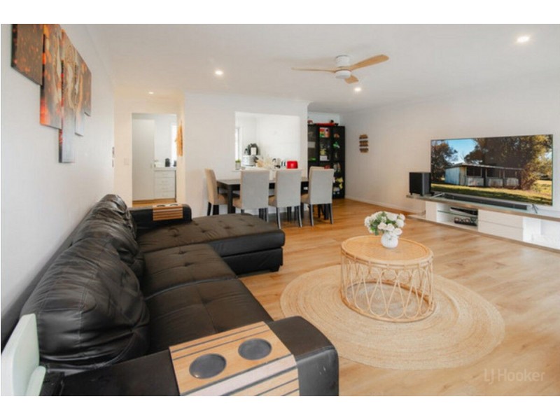 9/26 Government Road, Labrador QLD 4215