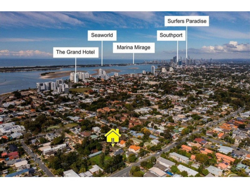 9/26 Government Road, Labrador QLD 4215