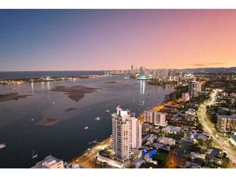 706/300 Marine Parade, Labrador QLD 4215