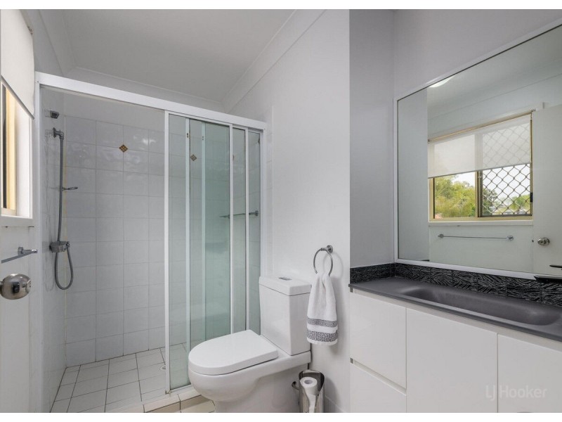 7/183 Government Road, Labrador QLD 4215