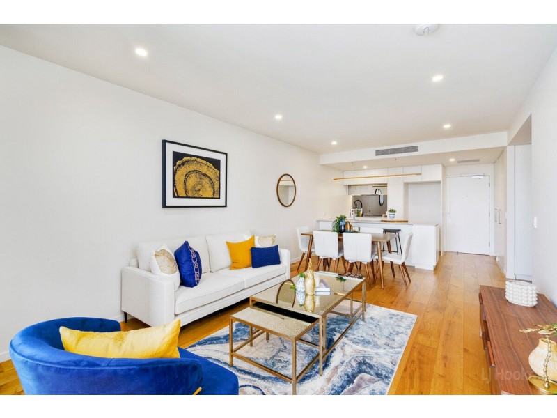 403/110 Frank Street, Labrador QLD 4215