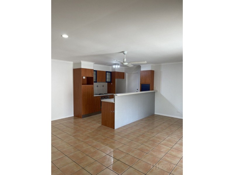 2/5 Morinda Way, Labrador QLD 4215