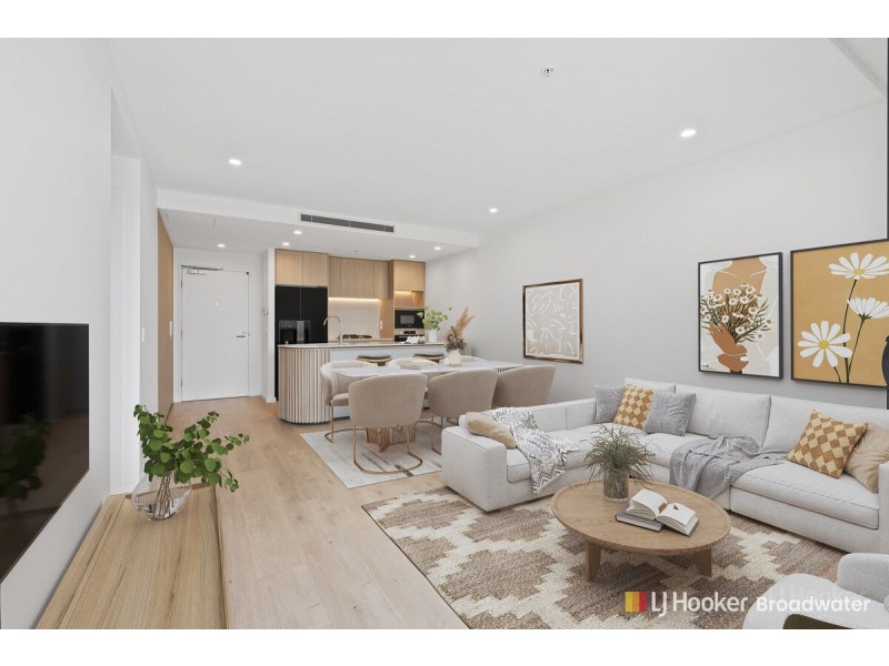 1808/180 Marine Parade, Labrador QLD 4215