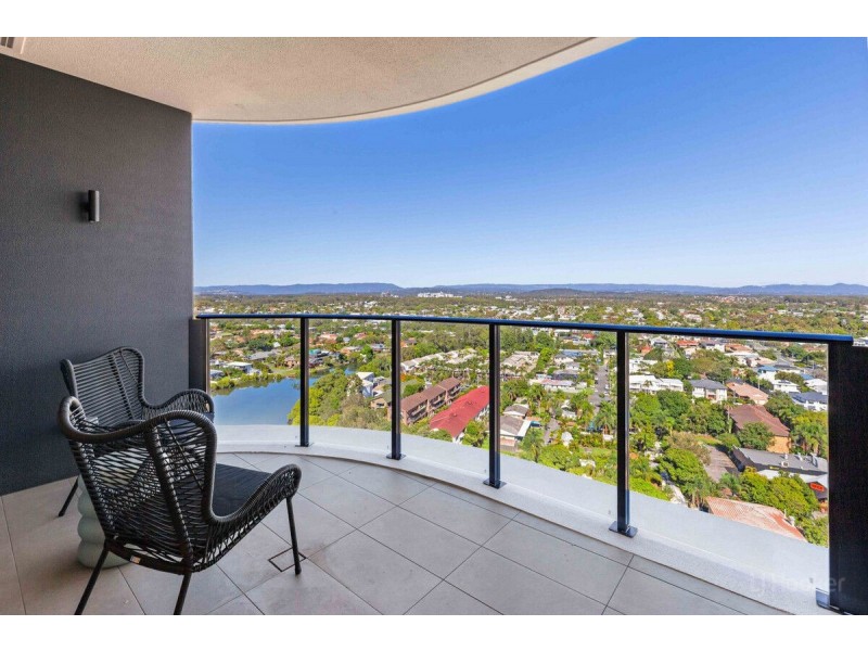 1808/180 Marine Parade, Labrador QLD 4215