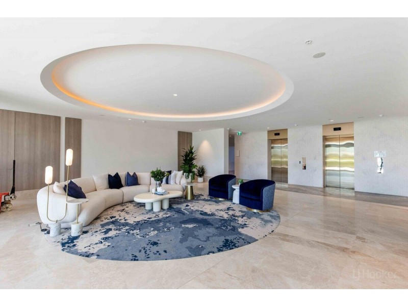 1808/180 Marine Parade, Labrador QLD 4215