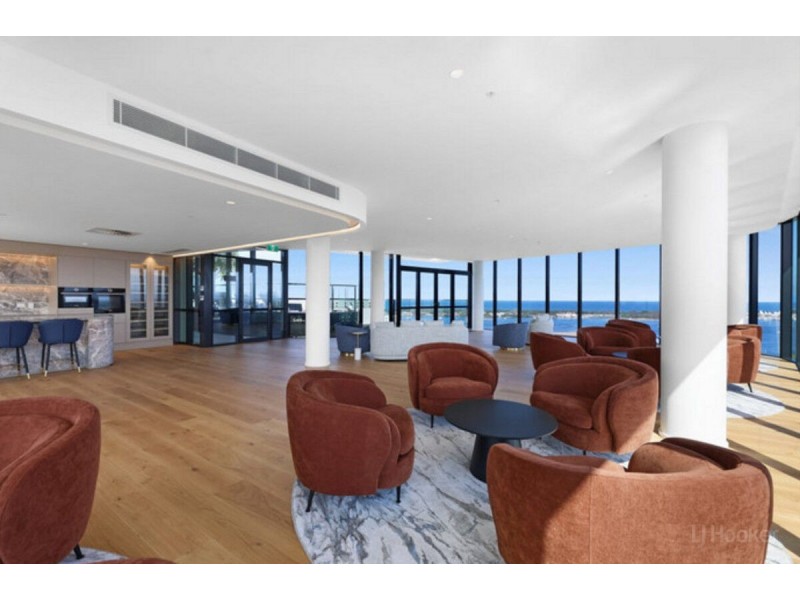 1808/180 Marine Parade, Labrador QLD 4215