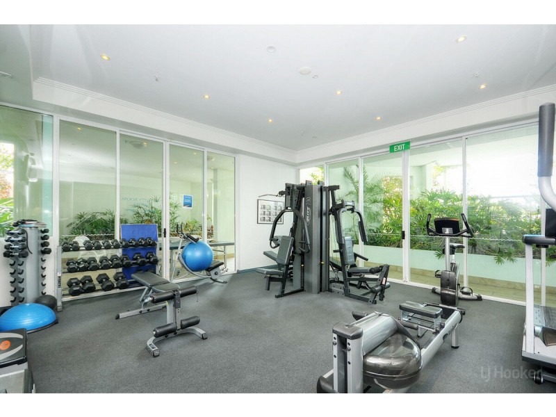 306/182 Marine Parade, Labrador QLD 4215