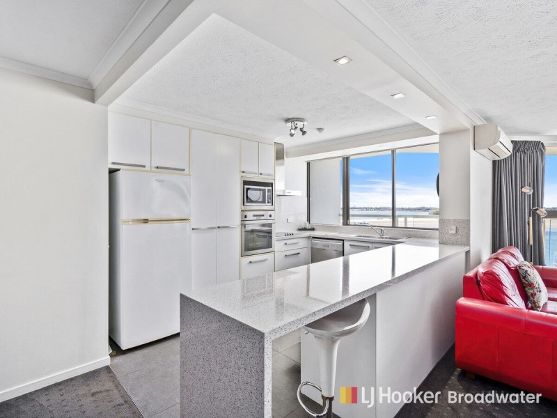 13/316-318 Marine Parade, Labrador QLD 4215