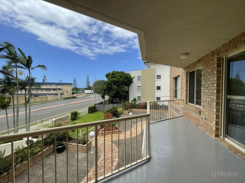 6/10 Brisbane Road, Labrador QLD 4215