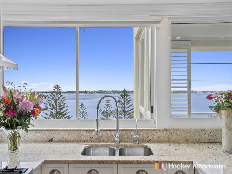 903/212-214 Marine Parade, Labrador QLD 4215