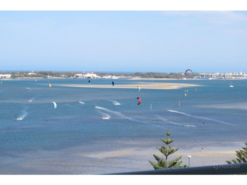 903/212-214 Marine Parade, Labrador QLD 4215