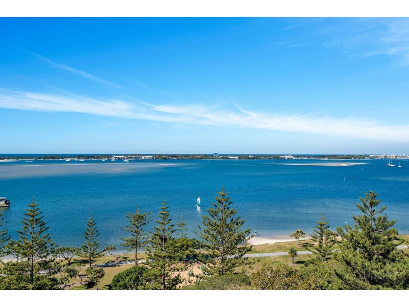 903/212-214 Marine Parade, Labrador QLD 4215