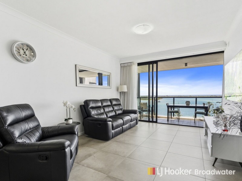 1002/372 Marine Parade, Labrador QLD 4215