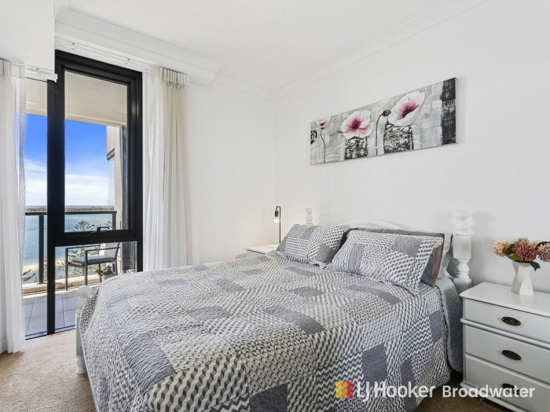 1002/372 Marine Parade, Labrador QLD 4215