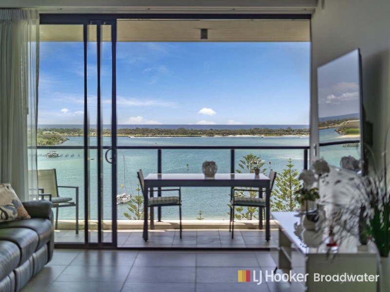 1002/372 Marine Parade, Labrador QLD 4215