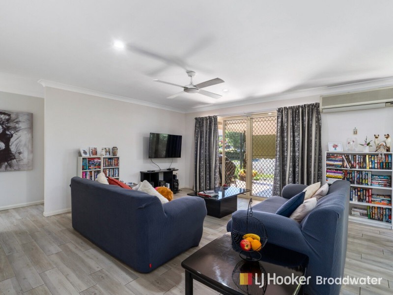 1/2 Brown Street, Labrador QLD 4215