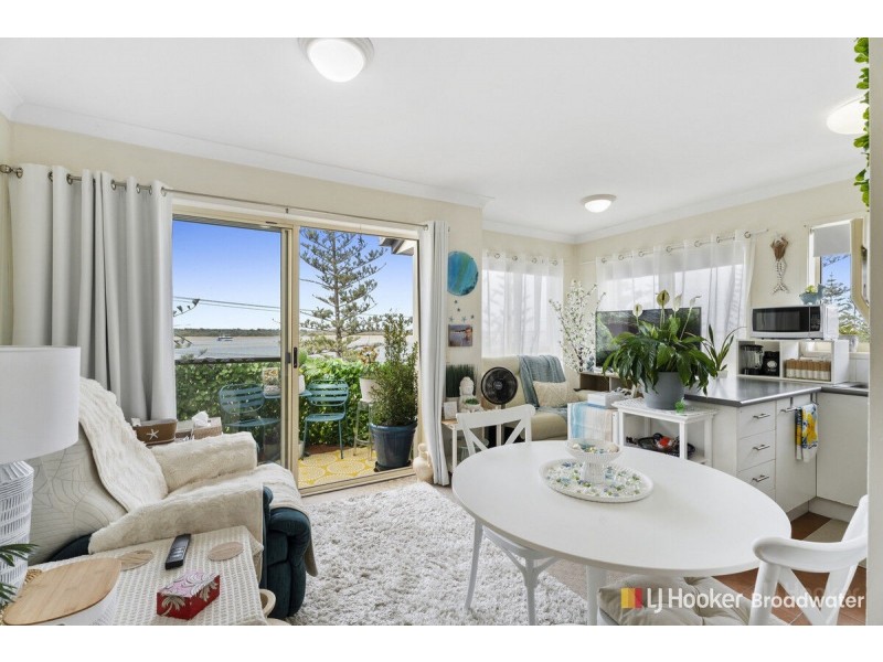 21/416 Marine Parade, Biggera Waters QLD 4216