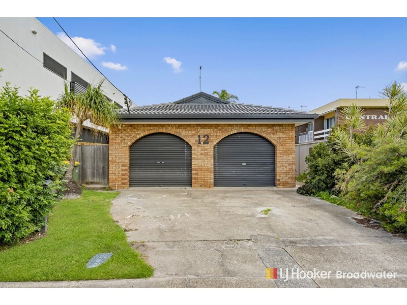 1/12 Central Street, Labrador QLD 4215