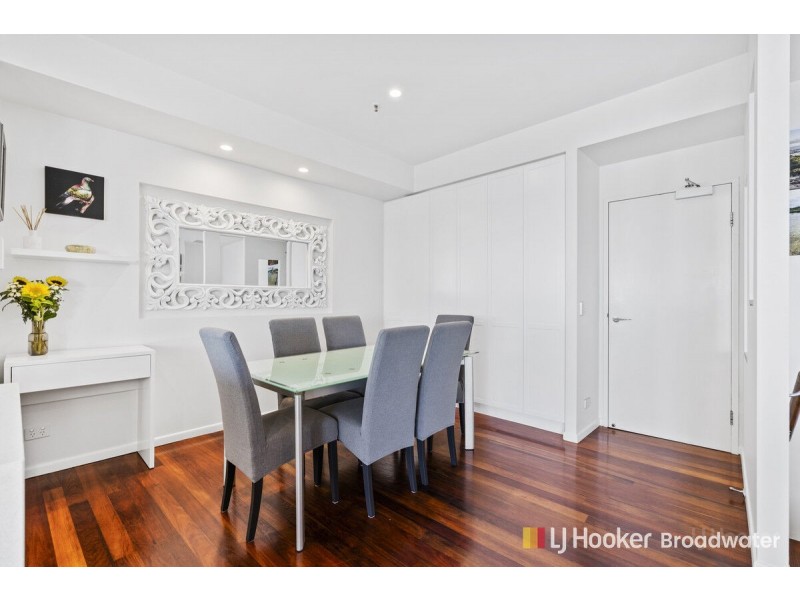 5/326 Marine Parade, Labrador QLD 4215