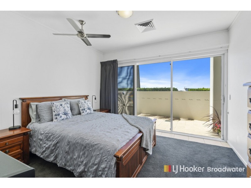 5/326 Marine Parade, Labrador QLD 4215