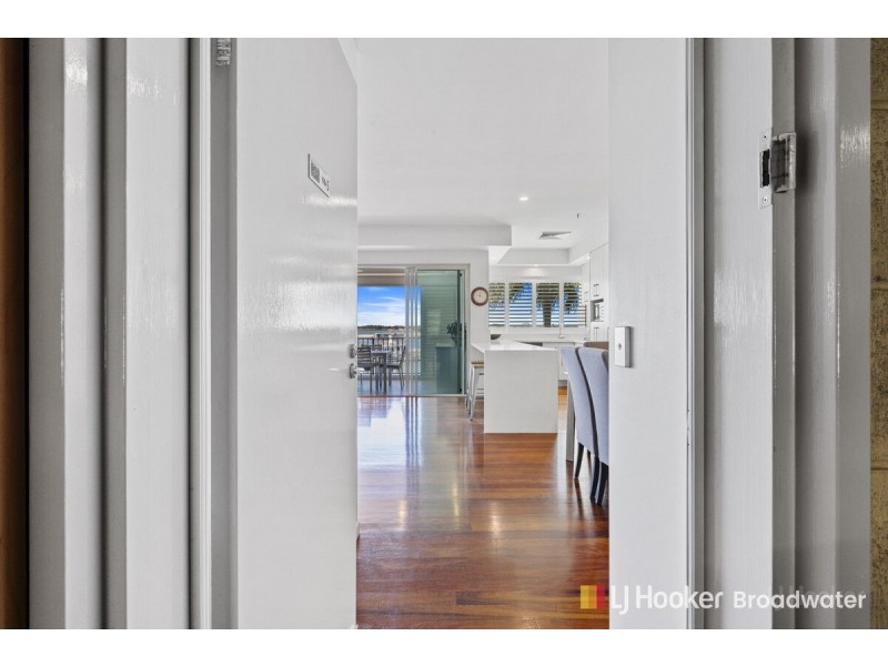 5/326 Marine Parade, Labrador QLD 4215