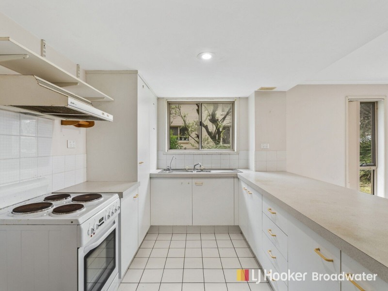 9/79 Government Road, Labrador QLD 4215