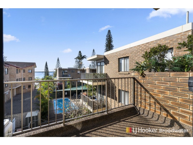 27/490 Marine Parade, Biggera Waters QLD 4216