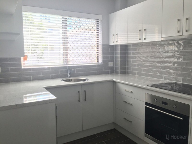 7/115 Frank Street, Labrador QLD 4215