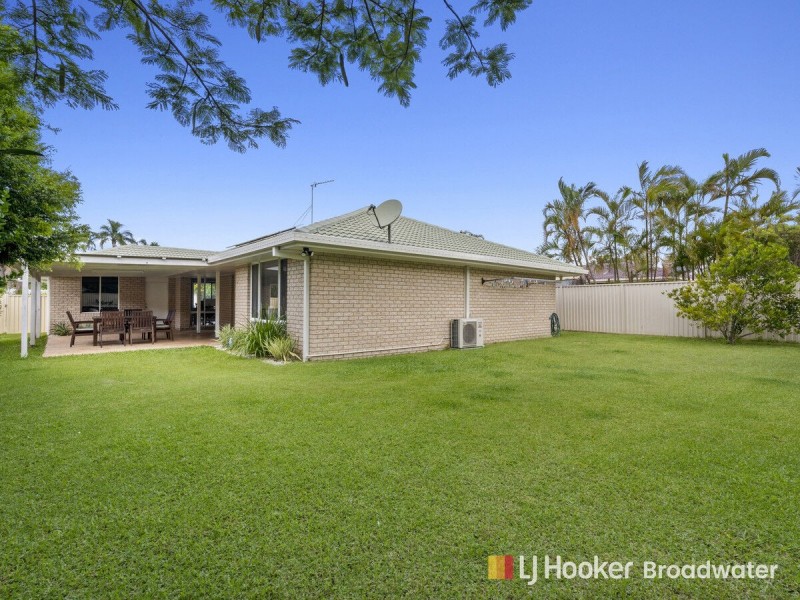 54 Allied Drive, Arundel QLD 4214