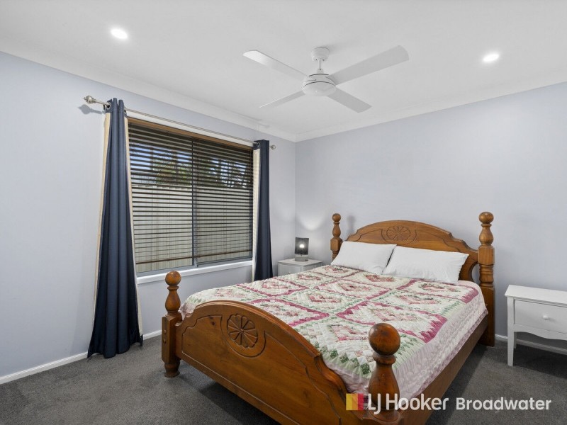 54 Allied Drive, Arundel QLD 4214