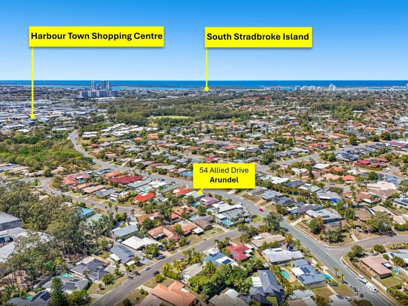 54 Allied Drive, Arundel QLD 4214