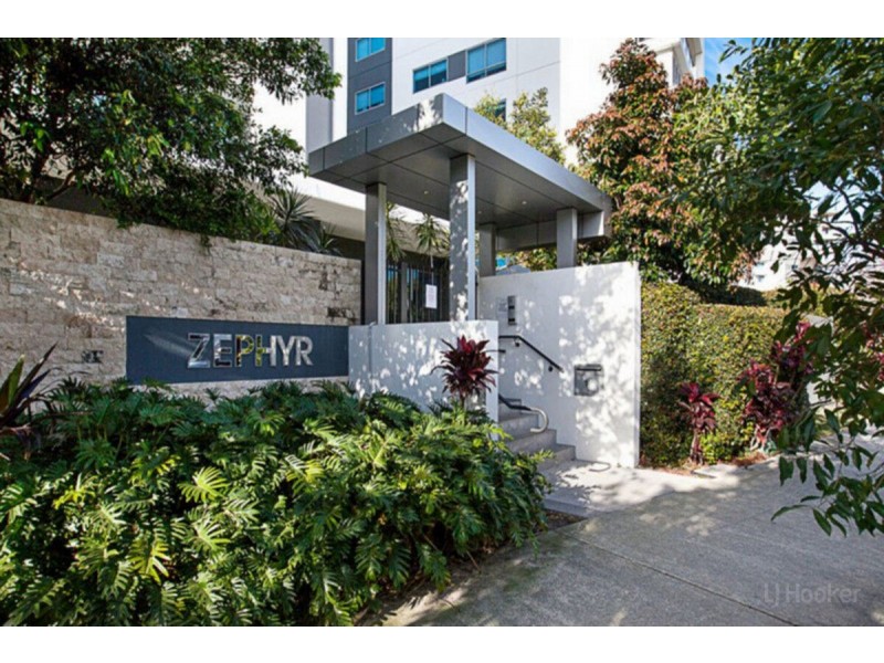 309/15 Compass Drive, Biggera Waters QLD 4216