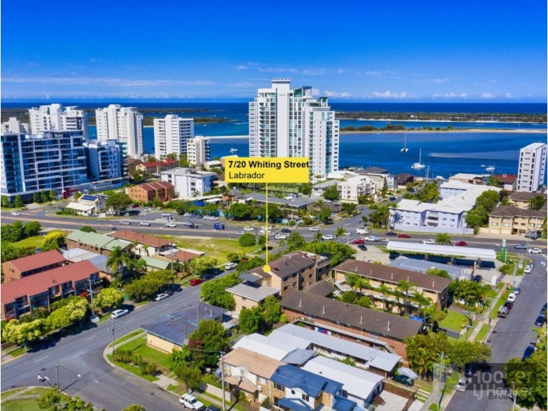 7/20 Whiting Street, Labrador QLD 4215