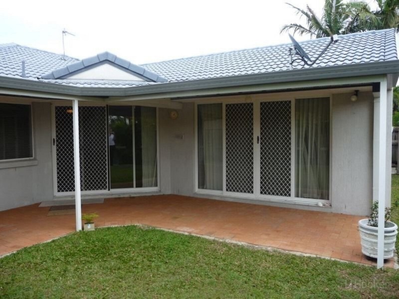 95 Limetree Parade, Runaway Bay QLD 4216