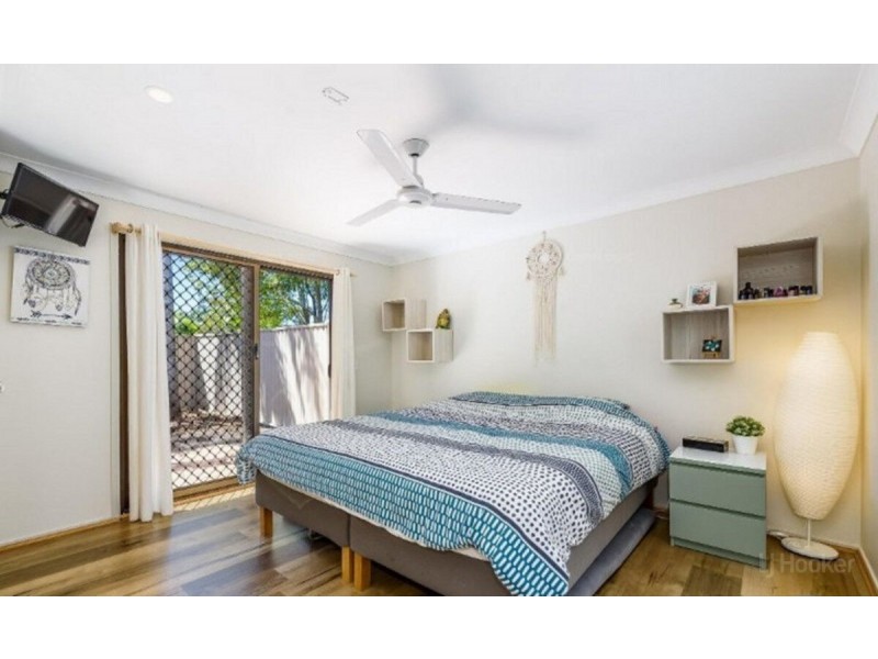 8/71 Olsen Avenue, Labrador QLD 4215