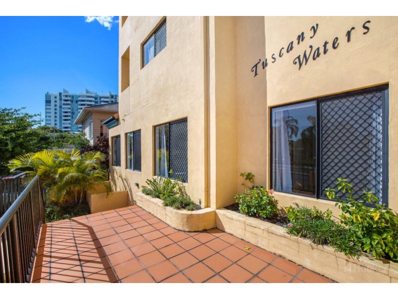 11/143 Frank Street, Labrador QLD 4215