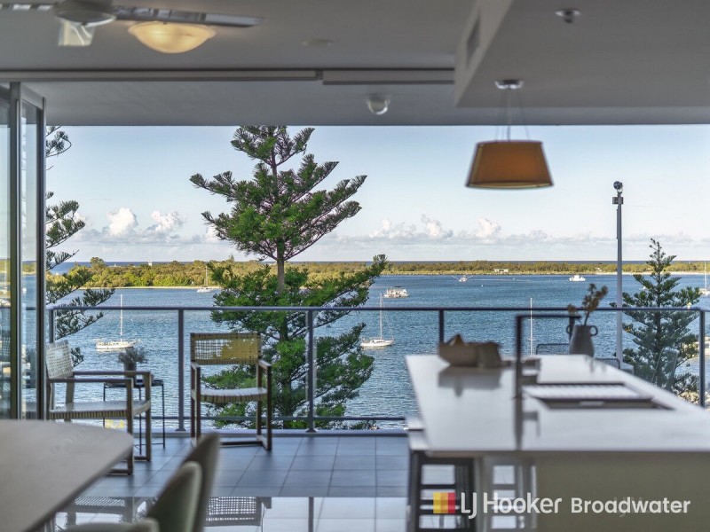 602/378 Marine Parade, Labrador QLD 4215