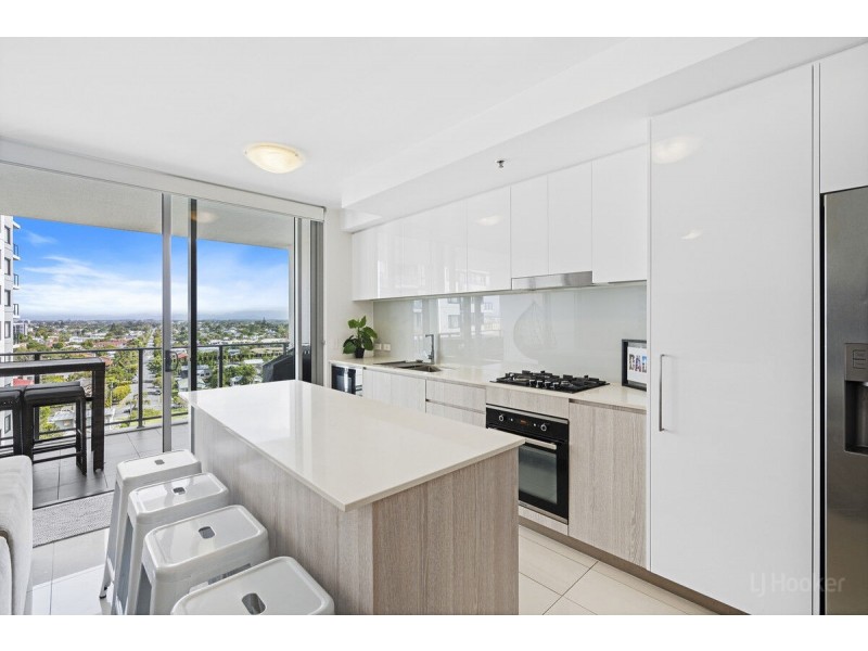 807/378 Marine Parade, Labrador QLD 4215