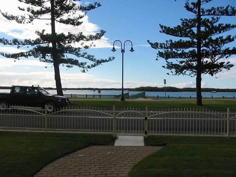 Biggera Waters QLD 4216