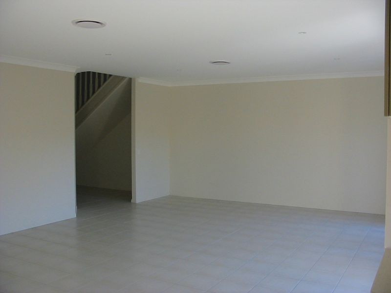 2/8-10 Gordon Street, Labrador QLD 4215