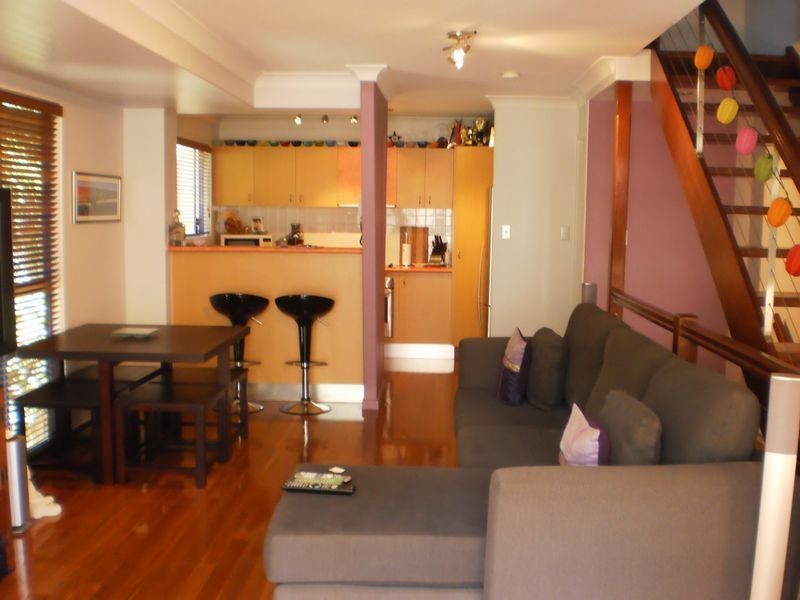 4/12 Brighton Street, Biggera Waters QLD 4216