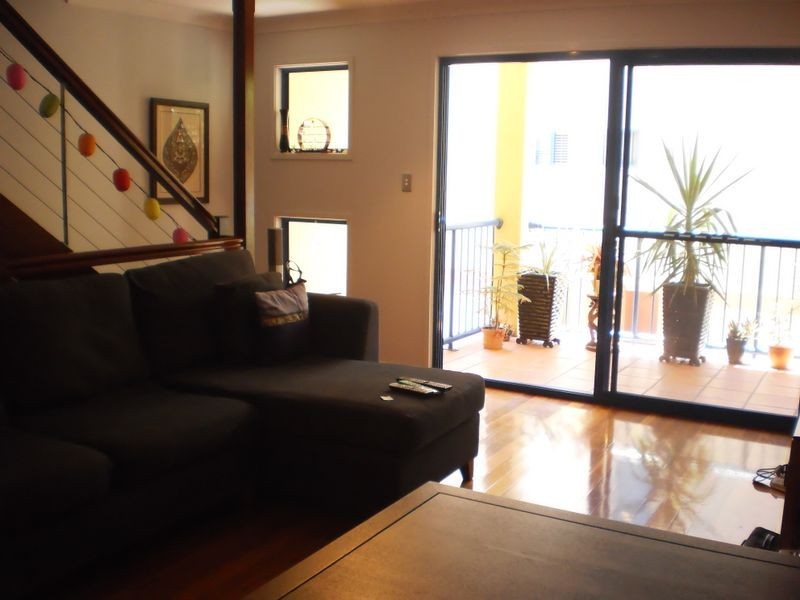 4/12 Brighton Street, Biggera Waters QLD 4216