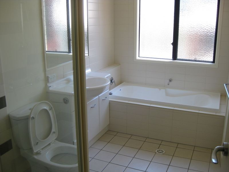 Labrador QLD 4215