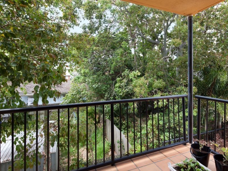 7/143 Frank Street, Labrador QLD 4215