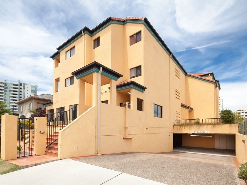 7/143 Frank Street, Labrador QLD 4215