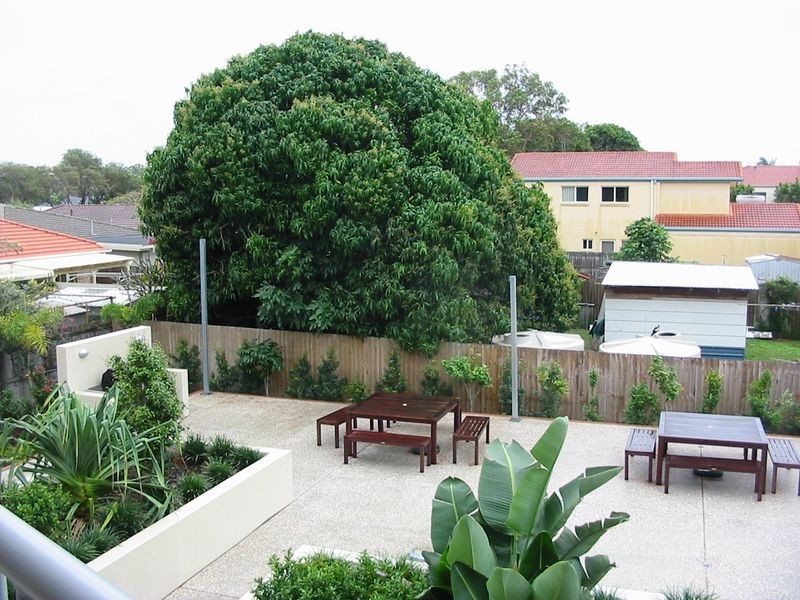 8/8 Proud Street, Labrador QLD 4215