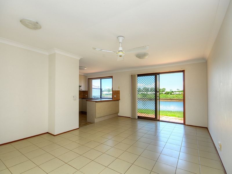 24 Longboat Place, Biggera Waters QLD 4216