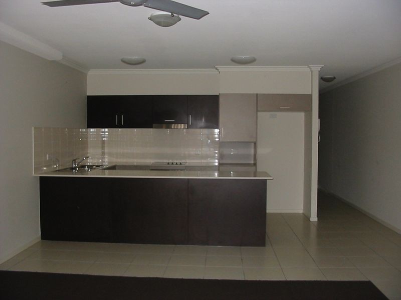 12/8 Proud Street, Labrador QLD 4215